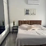Апартаменти Wakacyjny W Courtyard Long Iskele District (Northern Cyprus)