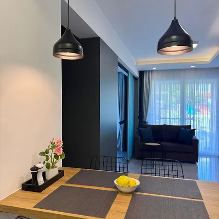 Appartamento Wakacyjny W Courtyard Long *